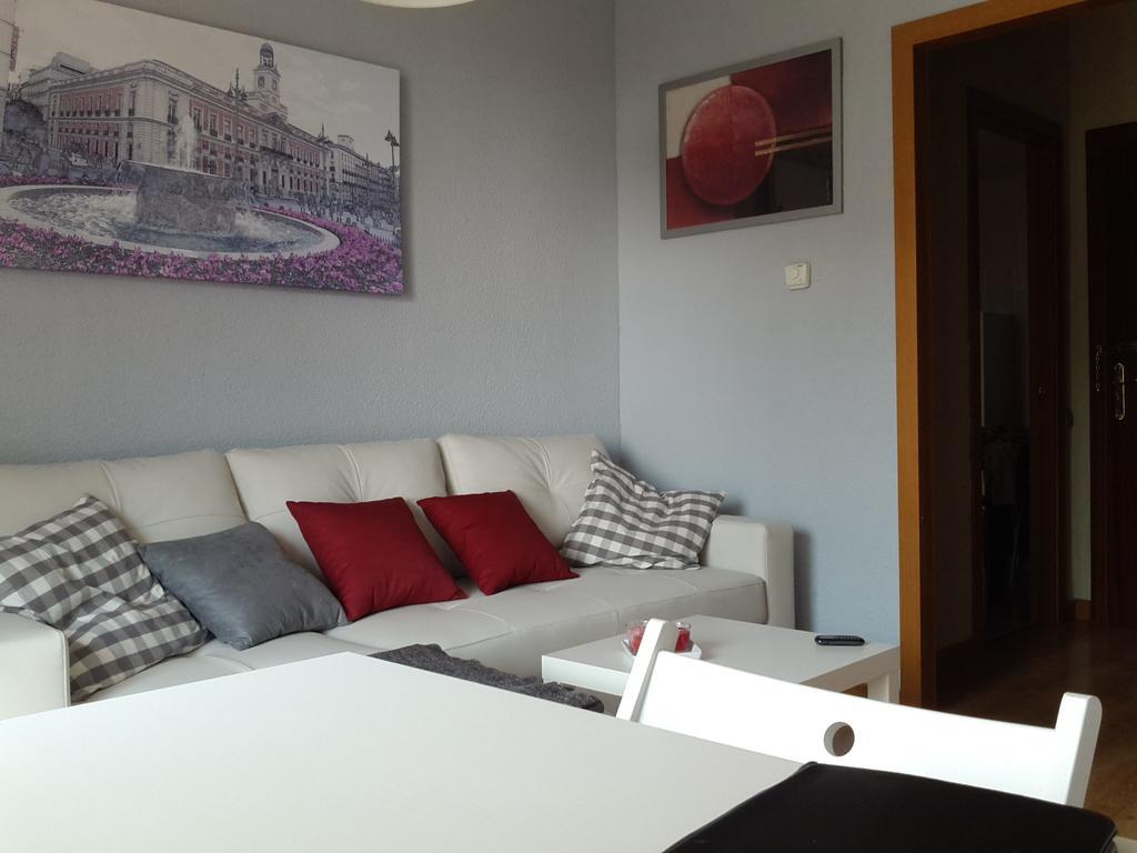 Apartamento Calle Mauricio Legendre Μαδρίτη Δωμάτιο φωτογραφία